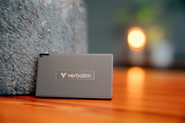 Verbatim SSD Portable METAL MINI 3.2 Gen2 1TB Black - Image 4