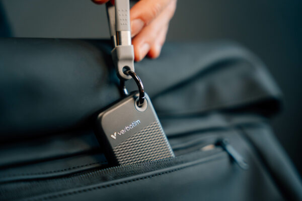 Verbatim SSD Portable POCKET KEYRING 3.2 Gen2 1TB Black/Grey - Image 5