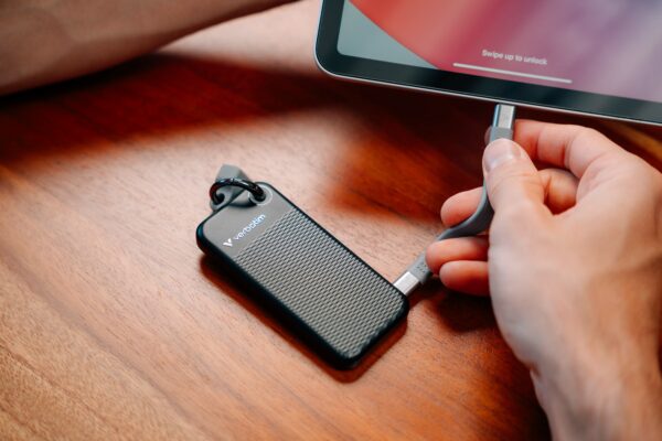 Verbatim SSD Portable POCKET KEYRING 3.2 Gen2 1TB Black/Grey - Image 7